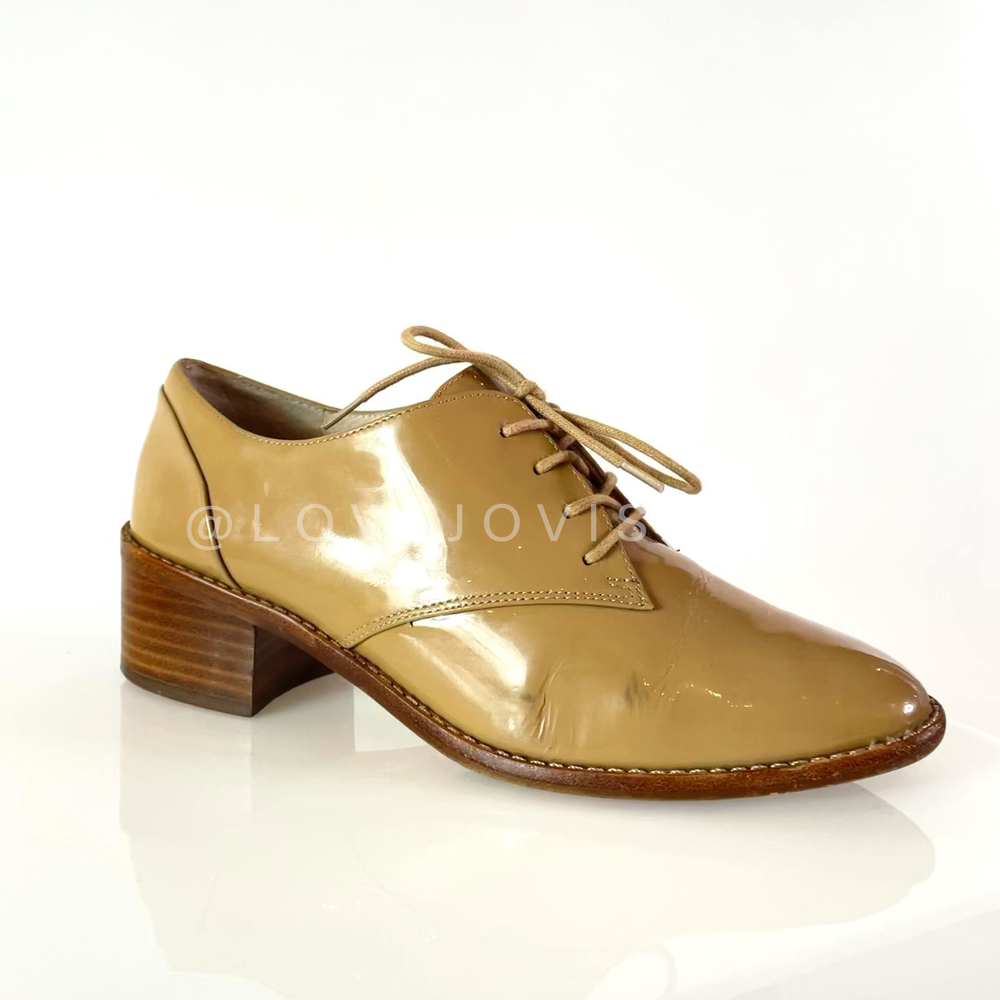 Academia | Louise et Cie Oxfords | Camel Patent Leather | Collegiate Prep - Picture 2 of 9
